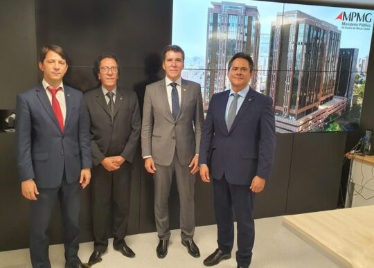Convênio com Ministério Pública combate exercentes ilegais